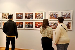 Bild: Vernissage "Heimat und Tapeten"