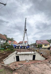 Enges Zeitfenster für 48 Tonnen Stahlbeton