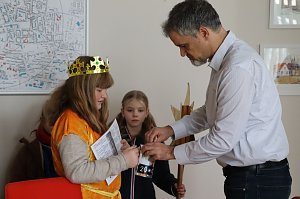 Bild: Sternsinger zu Besuch im Nordh&auml;user Rathaus