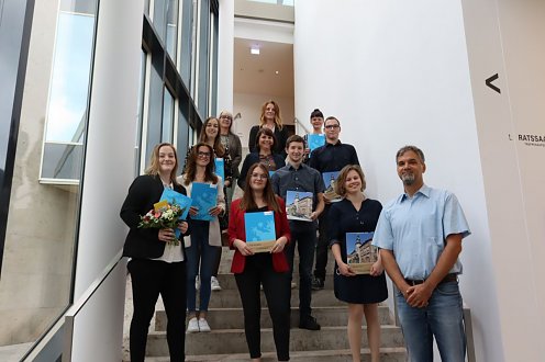 Oberbürgermeister gratuliert zu erfolgreich abgeschlossener Ausbildung (Foto: Stadtverwaltung Nordhausen)