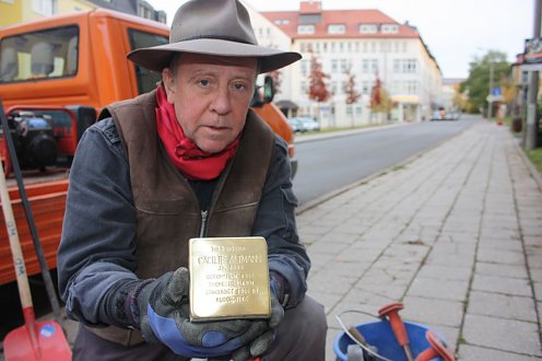 Verlegung Stolpersteine mit Gunter Demnig (Foto: Stadtverwaltung Nordhausen)