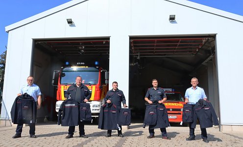 Neue Dienstuniformen für die Nordhäuser Feuerwehren (Foto: Stadtverwaltung Nordhausen)