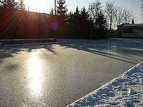 Eisflächen in Nordhausen-Ost und an der Rothleimmühle (Foto: nnz)