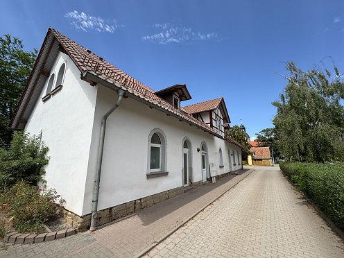 Ladenfl&auml;che/ B&uuml;rofl&auml;che in Sundhausen, Kirchplatz 1 (Foto: Stadtverwaltung Nordhausen)