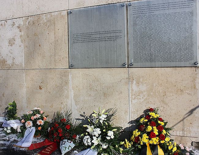 Oberbürgermeister gedenkt der Opfer des Nationalsozialismus