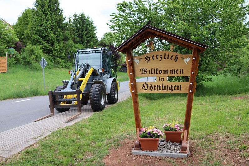 Hörningen grüßt mit neuen Willkommensschildern 