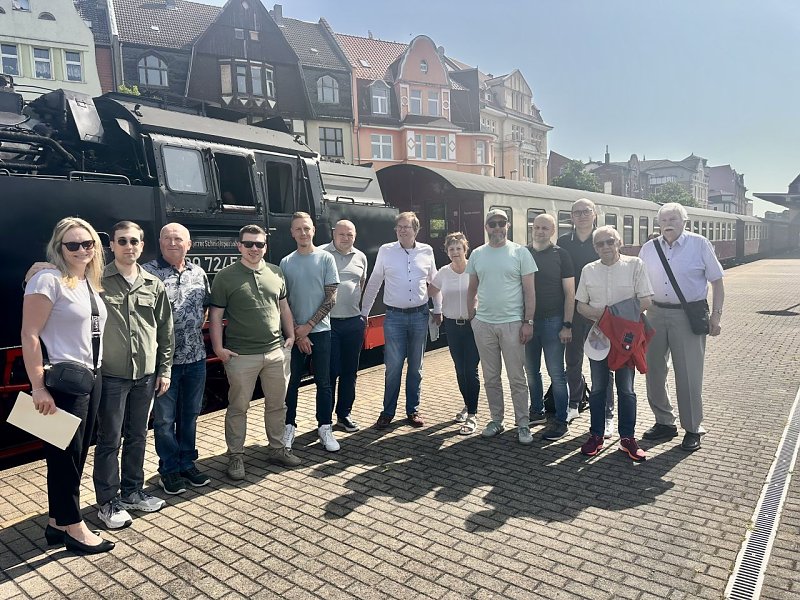 Delegationen aus Partnerstädten Bochum und Ostrów beim 55. Rolandsfest