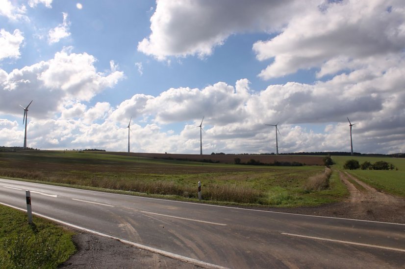 Windpark Mihla (Foto: Windkraft Thüringen GmbH & Co. KG) Windpark Mihla (Foto: Windkraft Thüringen GmbH & Co. KG)