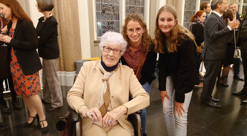 Sarah Bönisch mit Colette und Lucy Fauble (Foto: ©Familie Bönisch)
