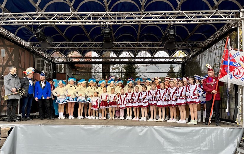 Bild: Karnevalsfreunde aufgepasst! Schl&uuml;ssel&uuml;bergabe am 11.11.2025 um 16:11 Uhr