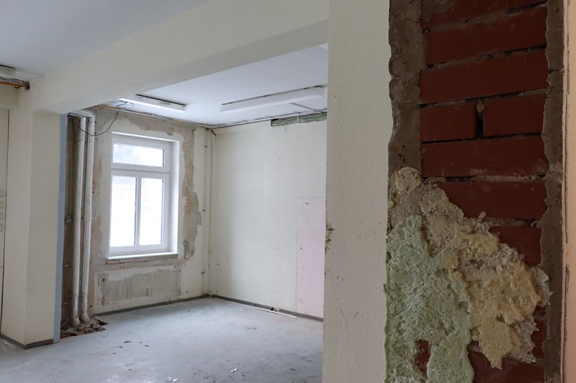 Bild: Grundschule Niedersalza: Mittel aus Schulinvestitionsprogramm des Landes erm&ouml;glichen weitere Sanierungsschritte