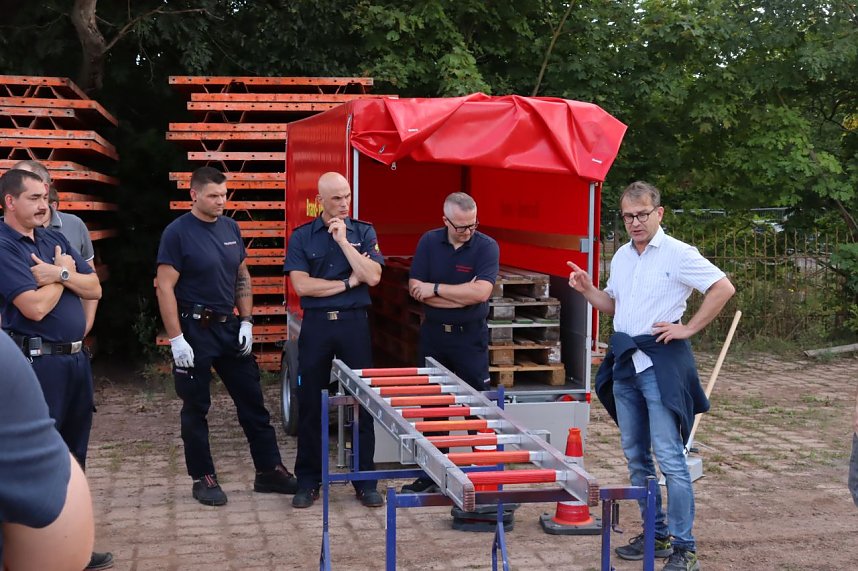 Hochwasserrisikomanagement: Schulung der Nordh&auml;user Wasserwehr