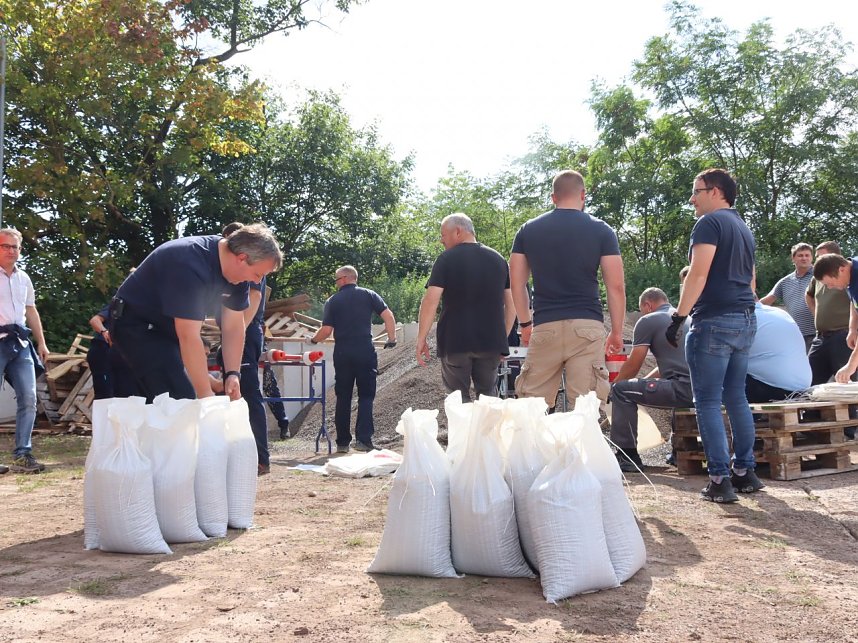 Hochwasserrisikomanagement: Schulung der Nordh&auml;user Wasserwehr