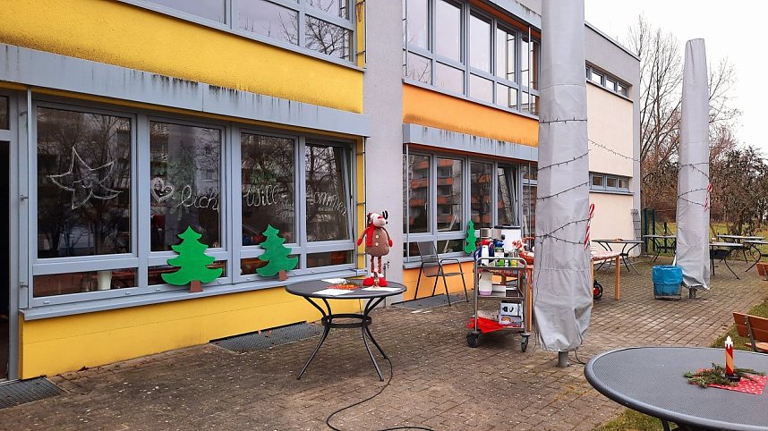 Erlebnisreicher Weihnachtsmarkt in der Kita Kleine Sp&uuml;rnasen 