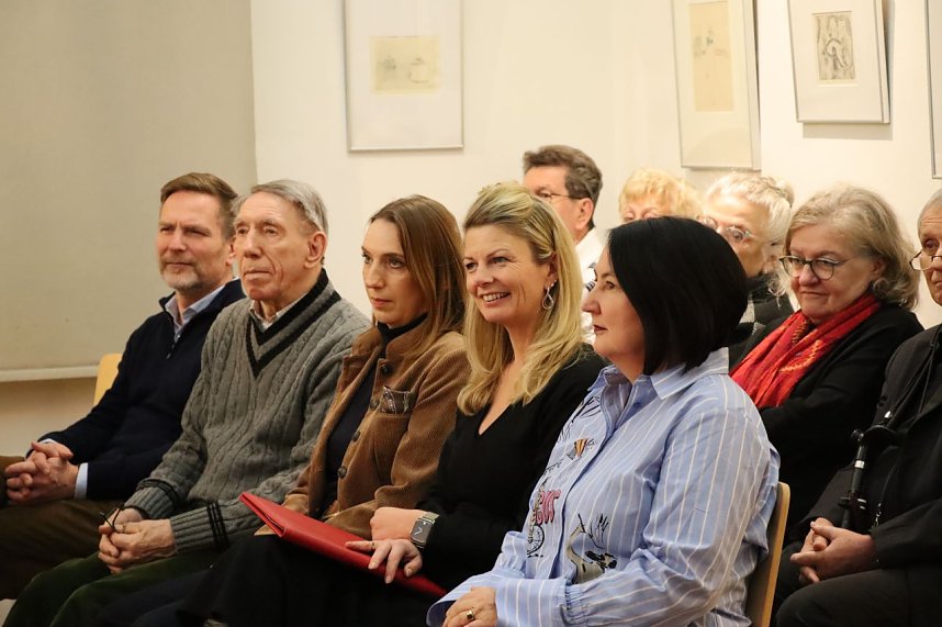 ALLE Welt liebt einen Clown! - Erfolgreiche Vernissage im Kunsthaus Meyenburg 